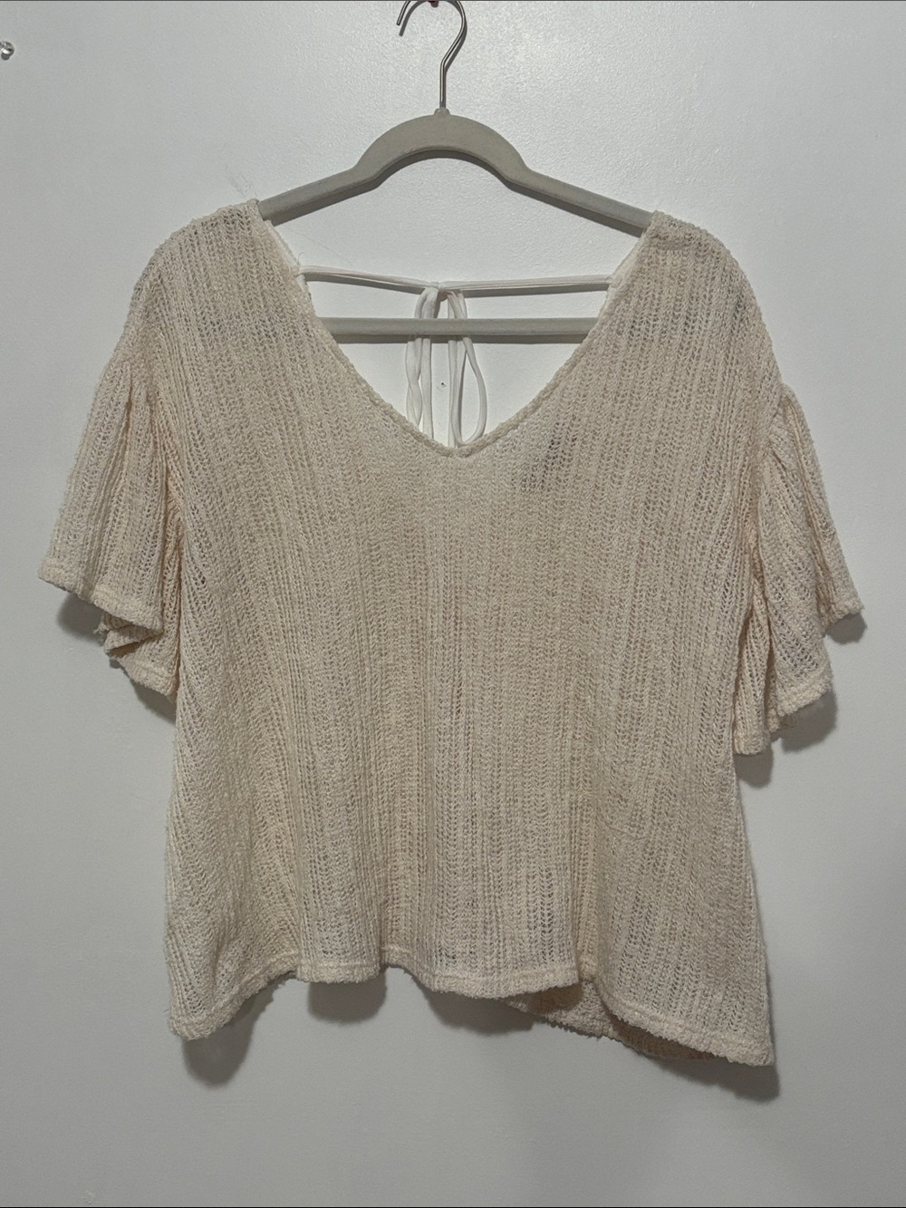Saints & Hearts Cream Open Knit Flutter Sleeve Tie-Back Top | Medium
